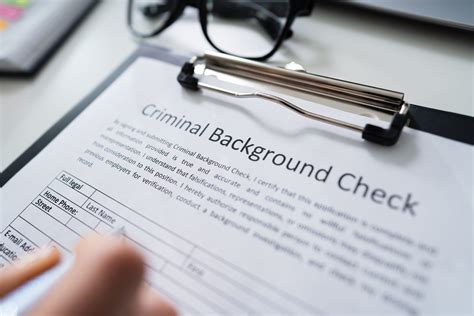 Do Misdemeanor Warrants Show Up on Background Checks: A Journey Through Legal Labyrinths and Unseen Consequences